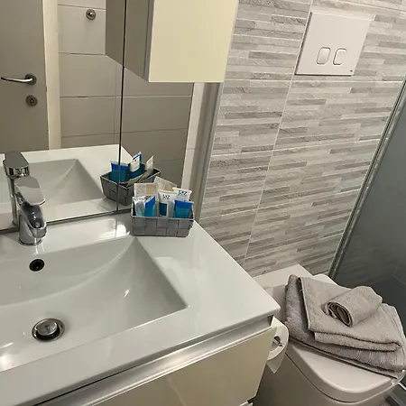Nicole House Appartement Legnano Buitenkant foto