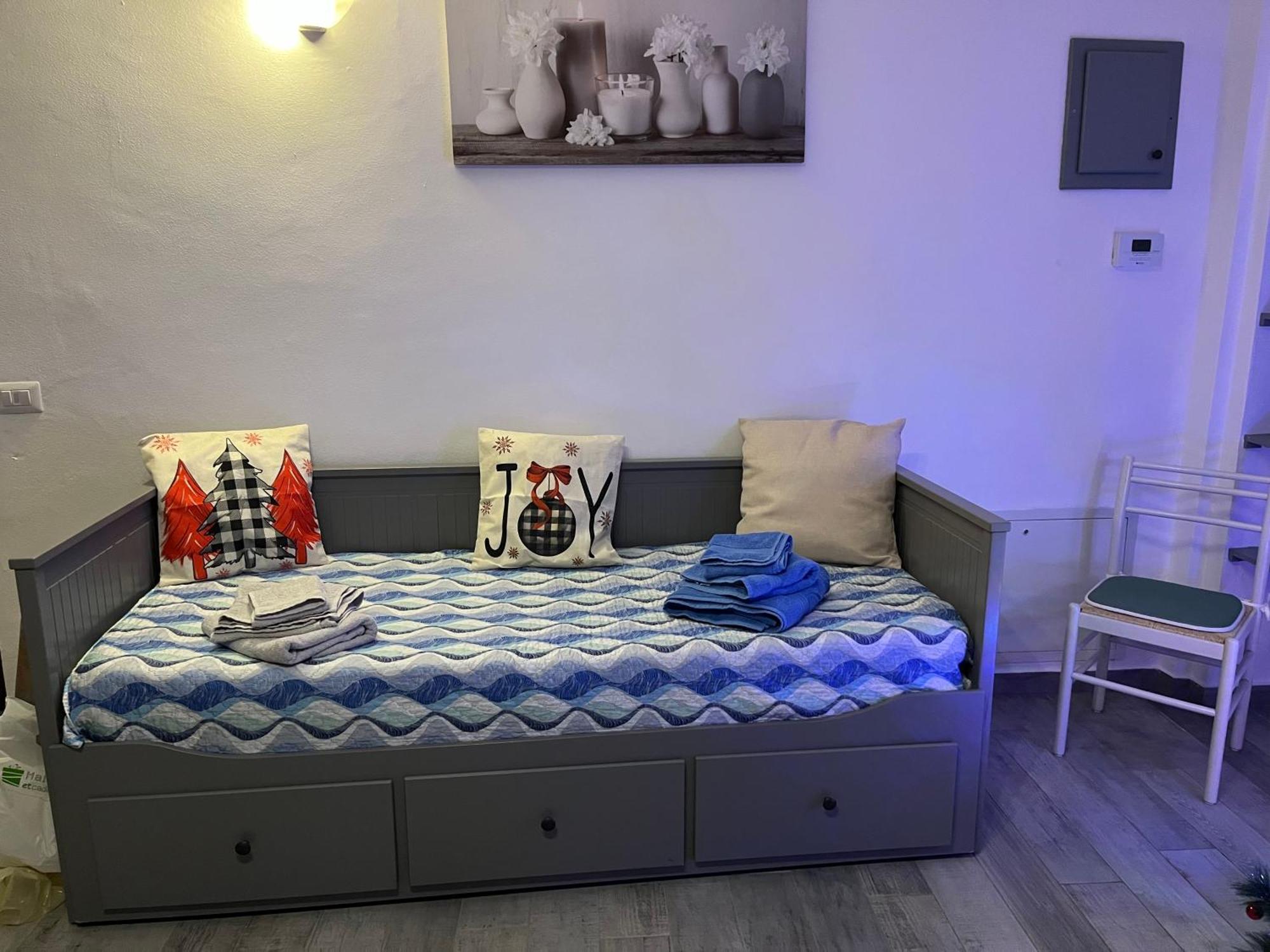 Nicole House * Legnano